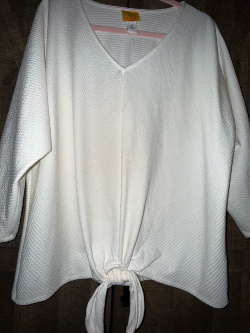 Ruby Rd. Cream Textured V-Neck Tie-Hem Top 1x